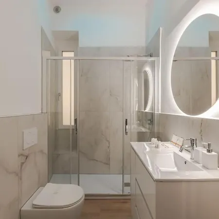 Luxury - 8 Person - Centro Storico דירה טריאסטה