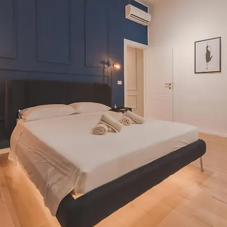 Luxury - 8 Person - Centro Storico דירה *