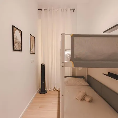 Apartment Luxury - 8 Person - Centro Storico Trieste