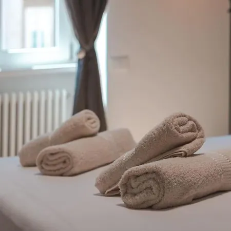 Luxury - 8 Person - Centro Storico Apartman *